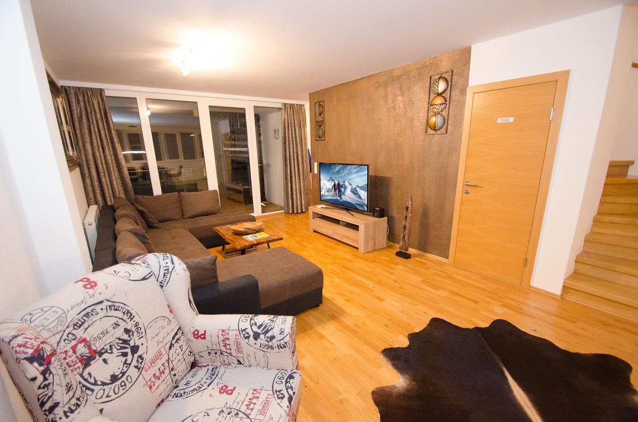 Penthouse Seven By All In One Apartments Zell am See Exterior photo